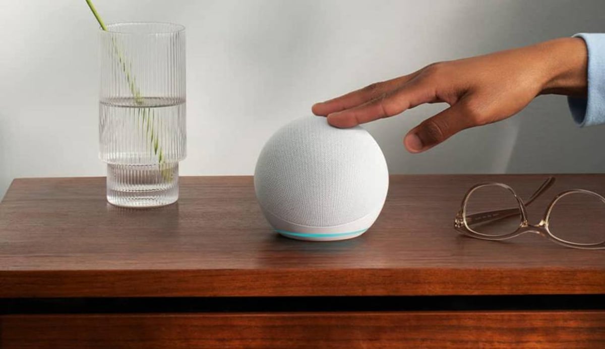 Cómo evitar que tu Amazon Echo con Alexa te escuche cuando no quieres ...