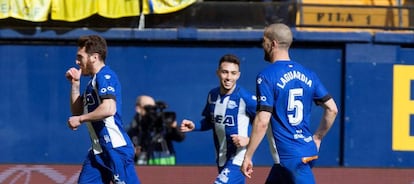 Ibai, a la izquierda, celebra su gol contra el Villarreal.