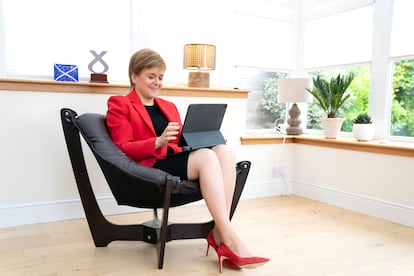 La ministra principal de Escocia, Nicola Sturgeon, prepara este domingo su discurso ante el congreso anual del Partido Nacional Escocés (SNP, en sus siglas en inglés).