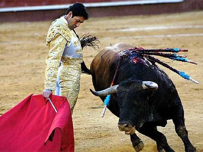 Vicente Barrera, en el quinto toro de la tarde.