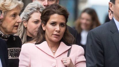 La princesa Haya de Jordania el 13 de noviembre de 2019 entrando en el Juzgado de Londres que lleva su caso contra el emir de Dubái.