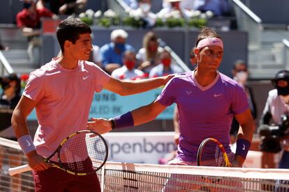 El tenista mallorquín ya está en octavos de final del Mutua Madrid Open tras solventar con autoridad el esperado duelo generacional frente a Carlos Alcaraz (6-1, 6-2), que apenas ha podido plantar cara en el día de su 18 cumpleaños.