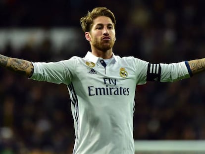 Sergio Ramos celebra su gol al Betis.