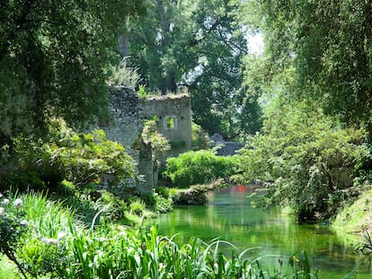 Jardín de Ninfa en Italia. Foto de Monica Sgandurra.