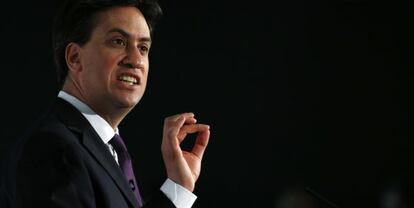 El líder de la oposición y del Partido Laborista, Edward Miliband, durante su intervención en la LSE este miércoles.