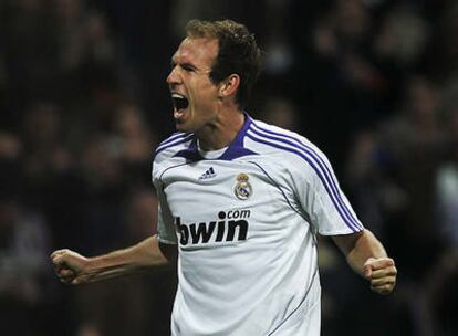 Robben celebra su gol contra el Valladolid.