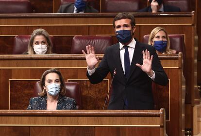 El presidente del PP, Pablo Casado, interviene durante una sesión de control al Gobierno, en Madrid (España), el pasado 16 de diciembre.