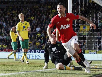 Giggs celebra el gol del triunfo ante el Norwich City.