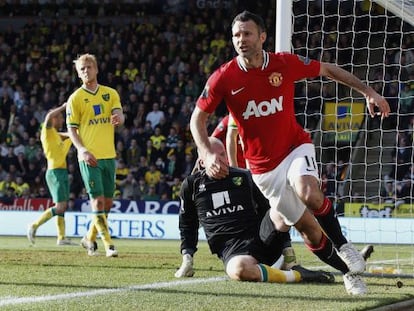 Giggs celebra el gol del triunfo ante el Norwich City.