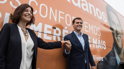 Albert Rivera junto a la candidata a la presidencia de la Xunta de Galicia, Cristina Losada. 