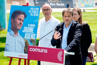 El número uno de Comuns en las elecciones europeas, Jaume Asens, durante el acto de presentación de su lema de campaña en Santa Coloma de Gramenet