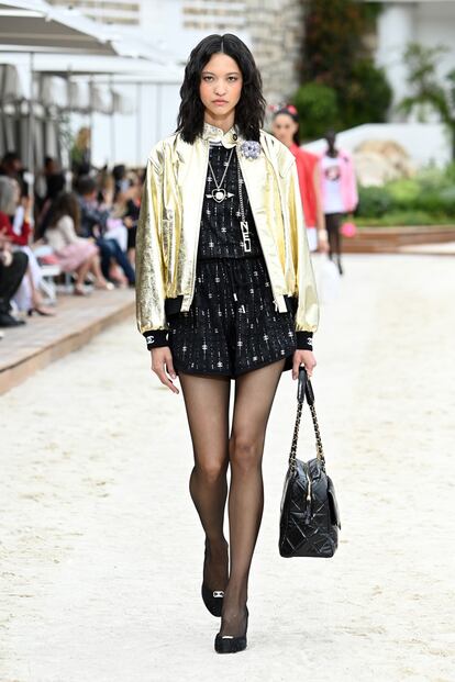 Chanel Cruise 2023 Collection  : Runway In Monte-Carlo