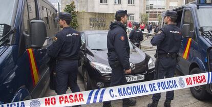 Agentes de la Polic&iacute;a Nacional en una imagen de Archivo. 