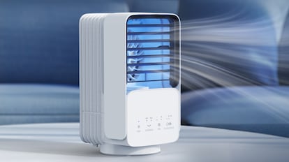 Este modelo de aire acondicionado portátil integra varias funciones, entre las que se cuentan la de humidificador.