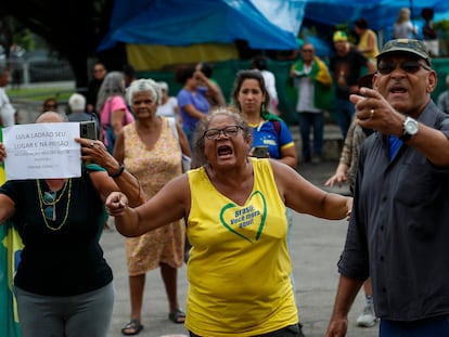 Seguidores de Jair Bolsonaro, expresidente de Brasil, en Río Janeiro.