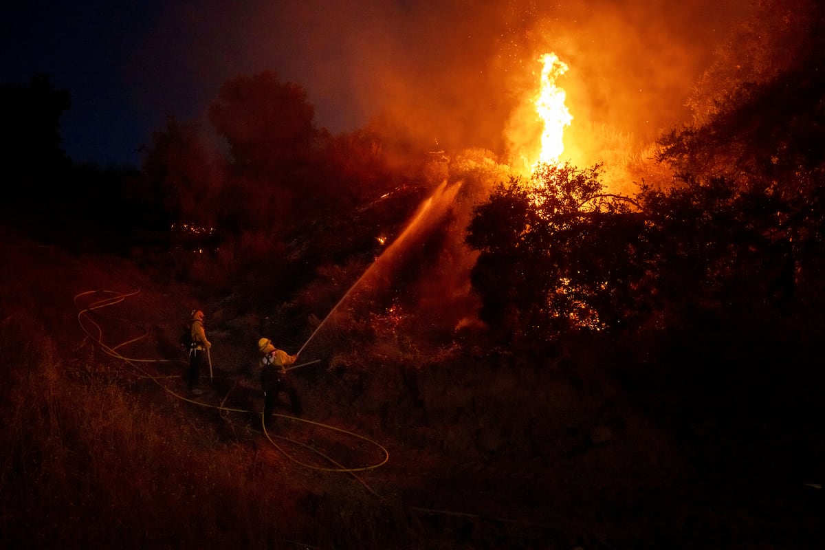 Sandy Fire: Thousands under evacuation orders as wildfire spreads across southern California