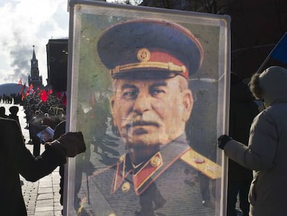 Manifestación de apoyo a Stalin en la Plaza Roja