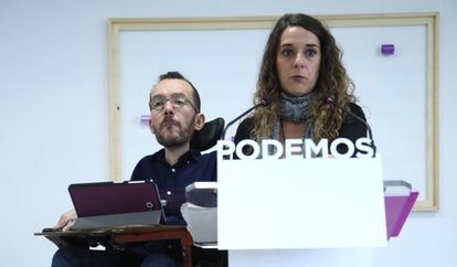 Pablo Echenique y Noelia Vera, tras una ejecutiva de Podemos.