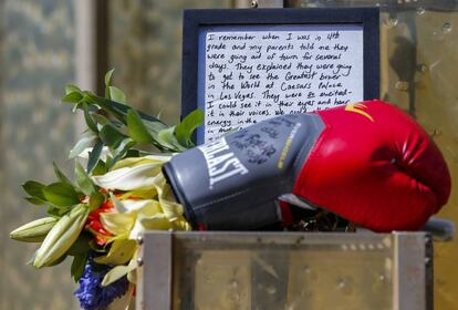 Homenajes populares al boxeador en el Centro Muhammad Ali en Louisville