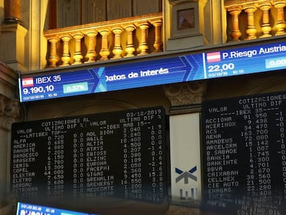 Interior de la Bolsa de Madrid.