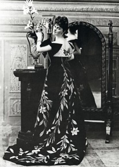 Élisabeth Greffulhe, retratada por Nadar en 1896.
