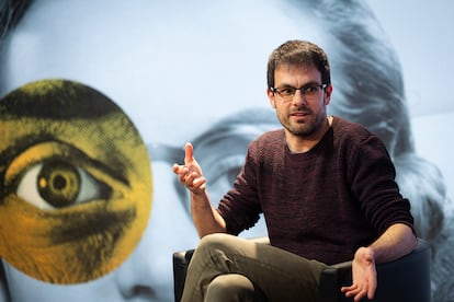 Albert Pijuan en el club de lectura organizado por 'Quadern' en Barcelona el 6 de febrero de 2025.