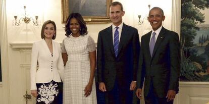 Els reis Felip VI i Letícia, amb Obama i la seva dona.