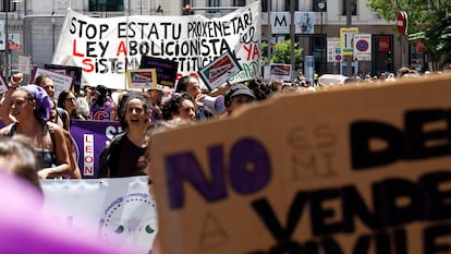 Ambiente de la manifestación contra la prostitución en Madrid este sábado.