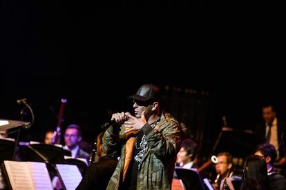 El rapero Phanton Killa en un concierto de rap filarmónico.
