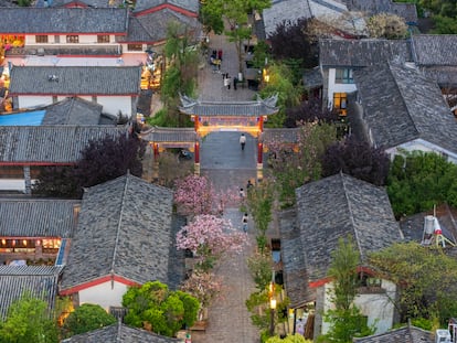 Aerial view of the old city of Lijiang, in the Chinese province of Yunnan.