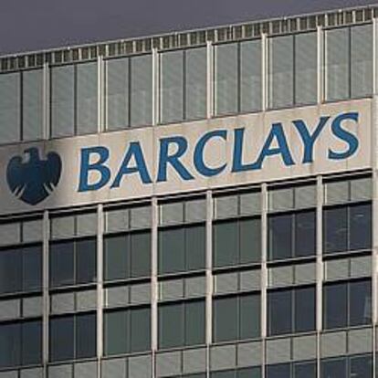 Barclays se da dos meses para recortar su plantilla en 700 personas y cerrar 110 oficinas