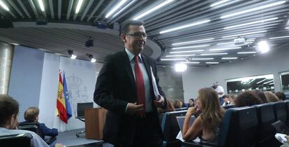 El ministro de Economía, Román Escolano.