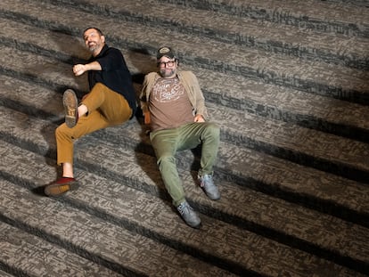 Los ilustradores Montt (izquierda) y Liniers (derecha), creadores del show 'Stand Up Ilustrado'