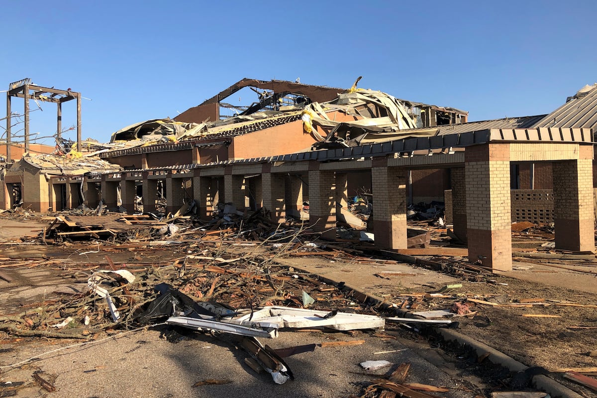At least 18 dead after tornadoes rake U.S. Midwest and South | U.S ...