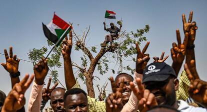 Manifestantes sudaneses en Jartum.