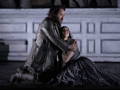 Javier Camarena y Lisette Oropesa en una escena de Lucia di Lammermoor.