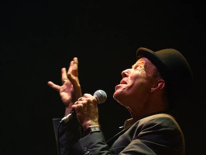 Tom Waits, en un concierto en París en 2008.