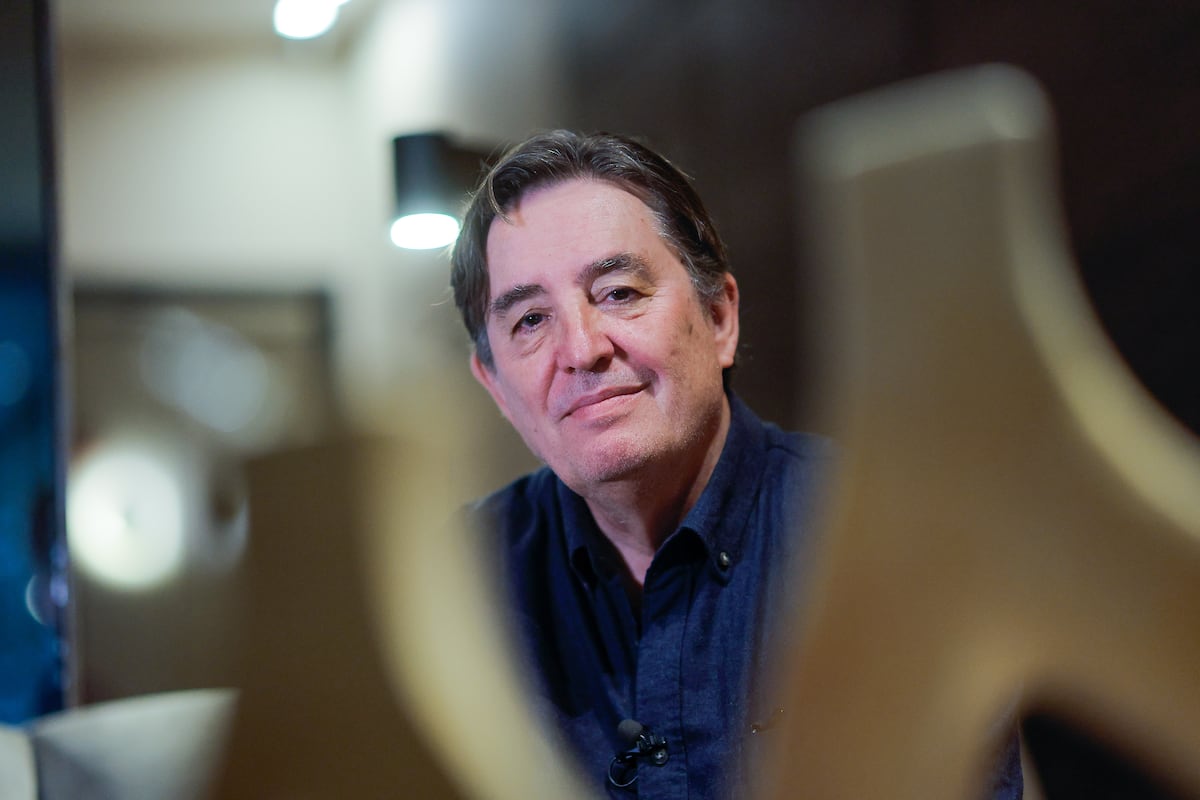 Luis García Montero, un poeta combativo que sabe moverse en las esferas de poder