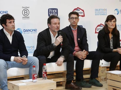 Borja Lafuente, François-Xavier Lacroix, Pablo Sánchez e Irene de la Torre en la presentación del certificado 'B Corp' para Lanjarón y Font Vella.
