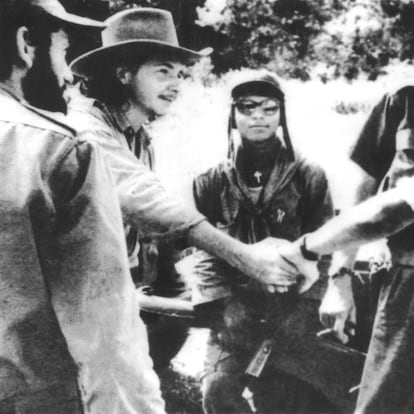 Raúl Castro, izquierda, en una imagen sin fecha exacta entre los años 1956-1959.