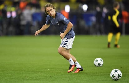 Luka Modric en el calentamiento previo al partido contra el Borussia Dortmund.