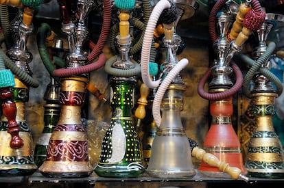 El 40% de los adolescentes españoles de entre 14 y 18 años ha fumado cachimba (hooka, shisha, pipa de agua o narguile) en el último mes.