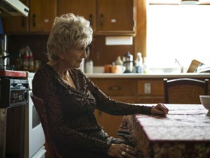 Alice Munro, en la cocina de su casa de Clinton, en Ontario, Canad&aacute;, en junio pasado. 