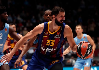 Nikola Mirotic durante el partido de la Euroliga contra el Zenit el pasado sábado en San Peterburgo.