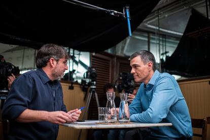 Sánchez, de gira contra el antisanchismo