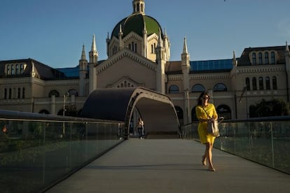 Academia de Bellas Artes, desde el puente de Festina Lente, el último en construirse entre las dos orillas del río Miljacka.