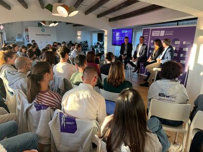 Un momento durante el debate entre los periodistas de El País y La Vanguardia en la segunda edición del Campus Generación Propósito de la Fundación Princesa de Girona.