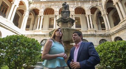 Susana Díaz con el presidente de la Diputación de Jaén, Francisco Reyes.