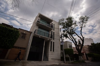 Fachadas de diversos edificios habitacionales en la alcaldía Benito Juárez. 