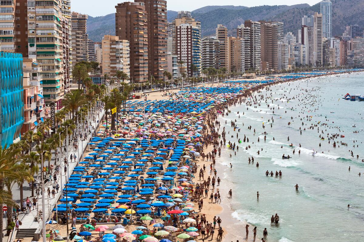 Hosbec: Toni Mayor se despide como presidente de los hoteleros valencianos:  “Benidorm es un ejemplo sostenible a copiar” | Noticias de la Comunidad  Valenciana | EL PAÍS